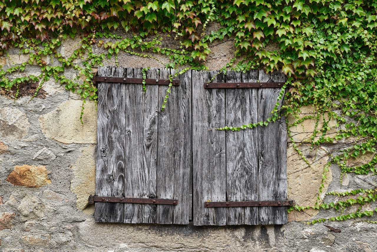 Creative Ways to Repurpose Old Wooden Crates